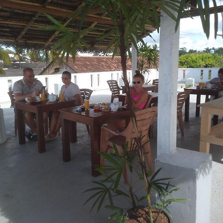 Copacabana Beach Hotel Hikkaduwa Zewnętrze zdjęcie