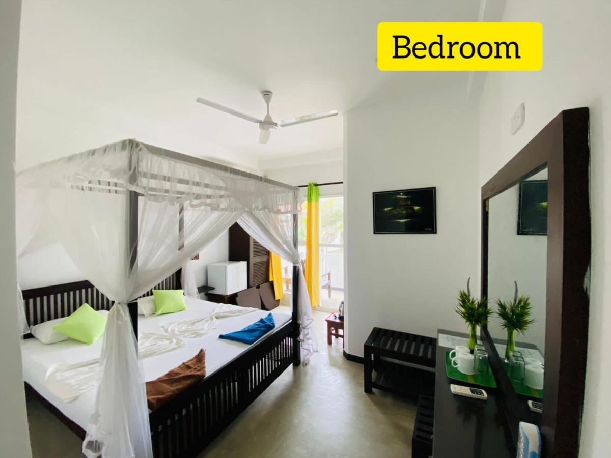 Copacabana Beach Hotel Hikkaduwa Zewnętrze zdjęcie