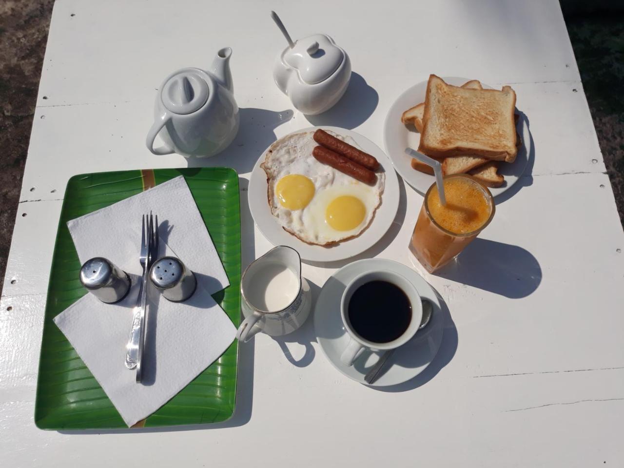Copacabana Beach Hotel Hikkaduwa Zewnętrze zdjęcie